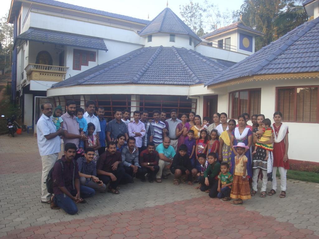 Wayanad Gate Resort Mananthavady Buitenkant foto