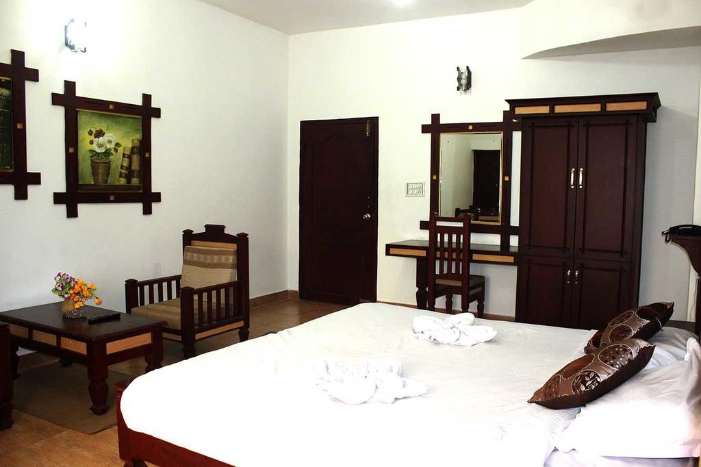 Wayanad Gate Resort Mananthavady Buitenkant foto